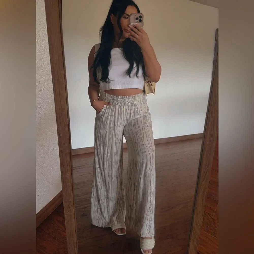 White flowey summer pants - Picture 1 of 2